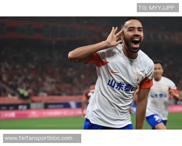 德尔加多错失反击机会被替换下场情绪低落引发关注