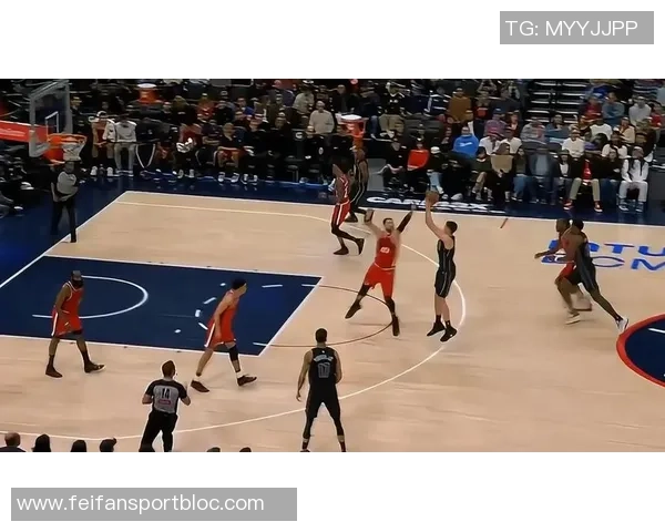 篮网进攻火力全开小波特与小火车联手展现杰明实力